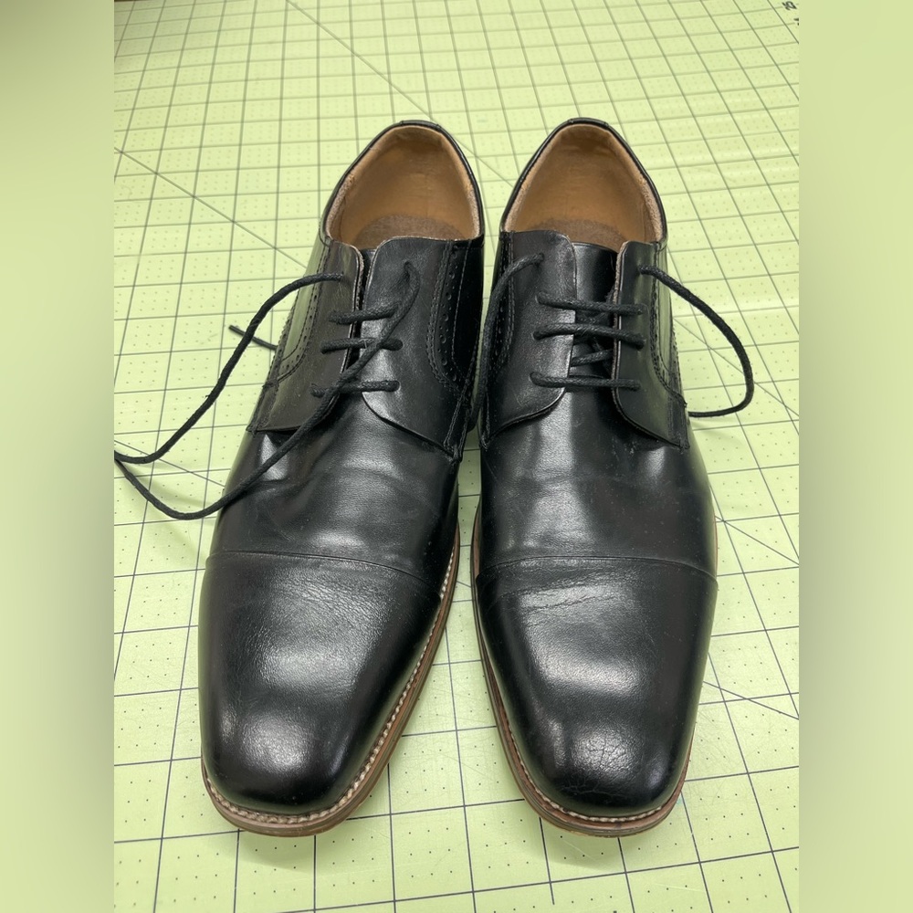 Steve Madden Black Leather Oxfords